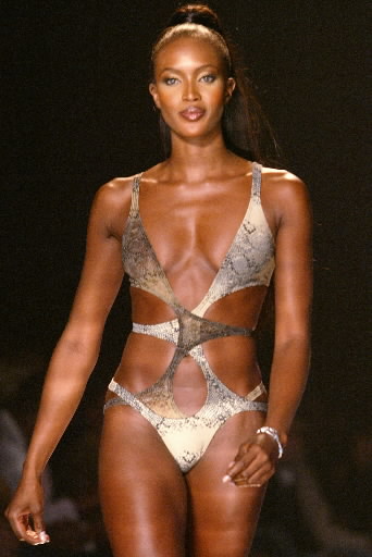 http://www.modelsblog.info/content/2007/12/naomi_campbell.jpg