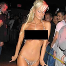 Paris Hilton almost nude�