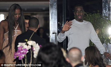 Talk to the hand: Naomi and P Diddy aboard his luxury yatch Talk to the hand: Naomi and P Diddy aboard his luxury yatch