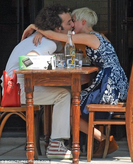 agyness deyn agyness deyn