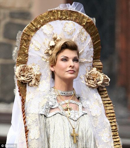 Linda_Evangelista Linda_Evangelista