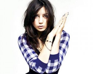 daisy lowe 6