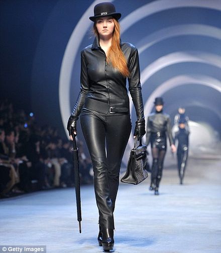 lily cole 27
