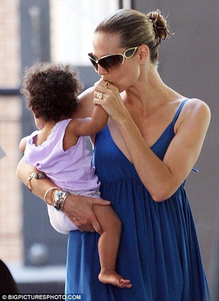 heidi klum children photos 2010. Model mother Heidi Klum