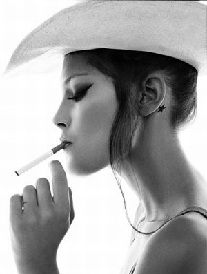 catherine_mcneil_numero90_01