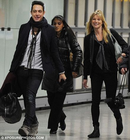 Kate-Moss 2435a Kate-Moss 2435a