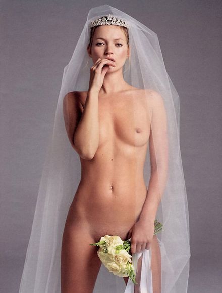 Kate Moss to design her own wedding dress Posted on Feb 20 