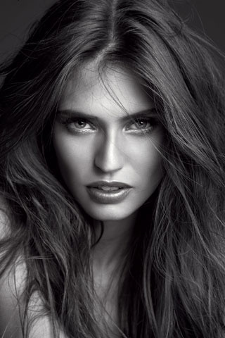 27year old Bianca Balti is the newest face of L'Oreal Paris