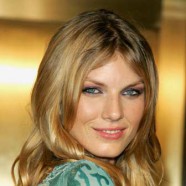 Angela Lindvall to host “Project Runway All Stars”