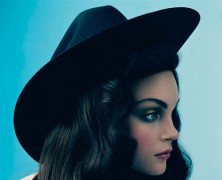 Jessica Stam turns to dark hair