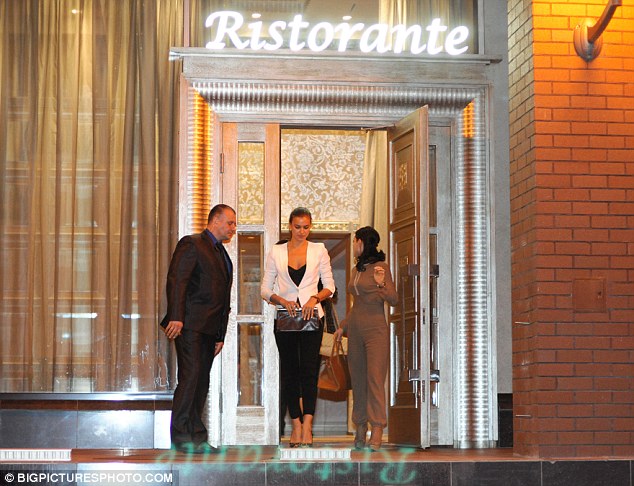 Stylish Irina Shayk dazzles the streets of Moscow