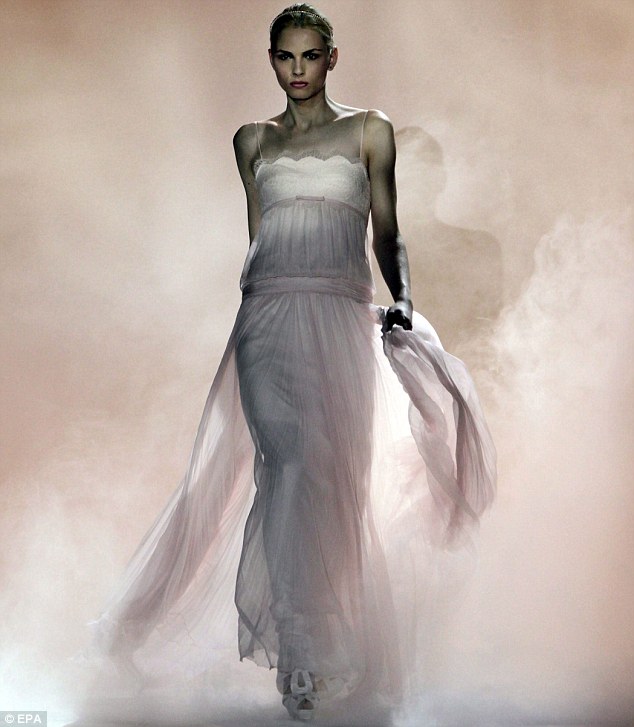 Androginous model Andrej Pejic conquers bridal fashion week