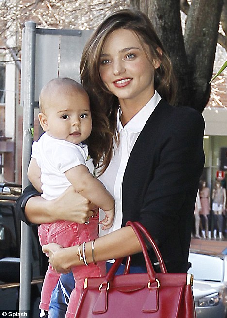 Miranda Kerr talks about her natural childbirth experience