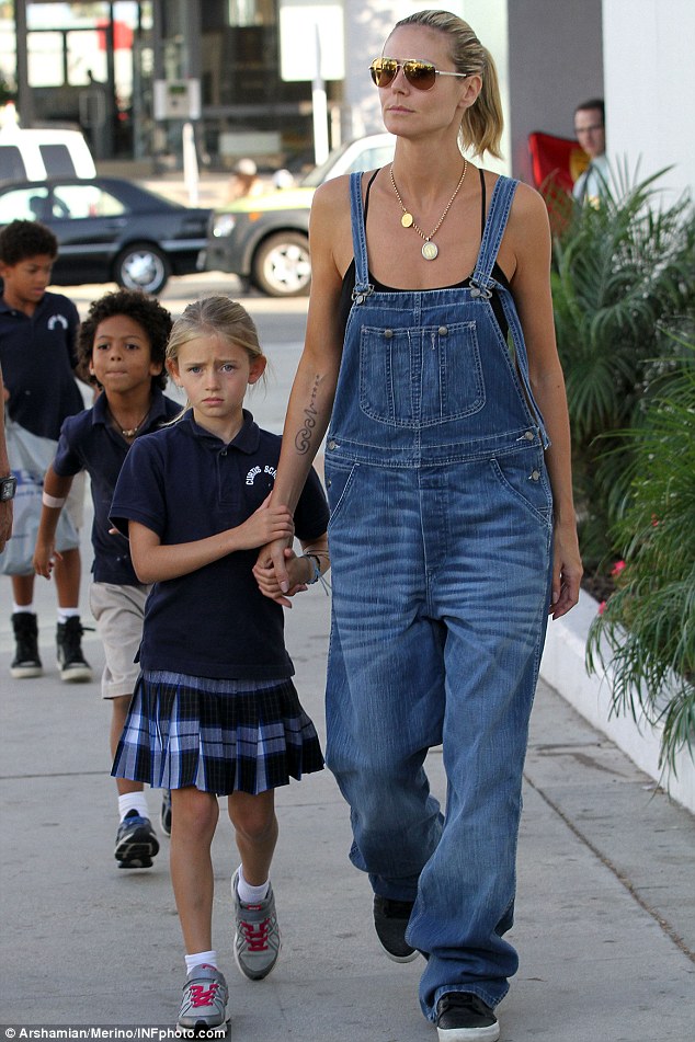 Heidi Klum dresses down after the excesses of Emmy night