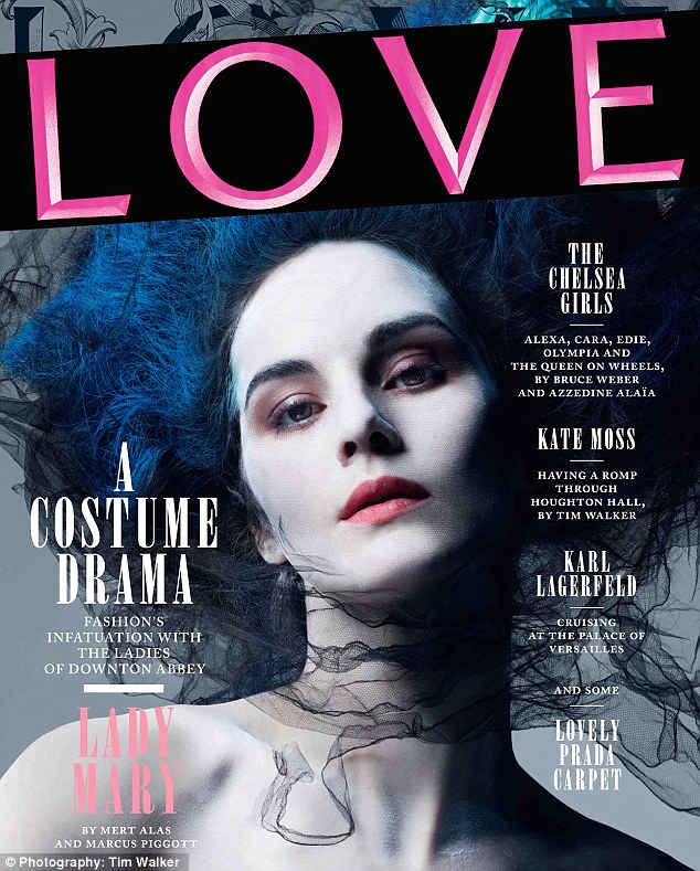 Supermodel Kate Moss fakes a habit