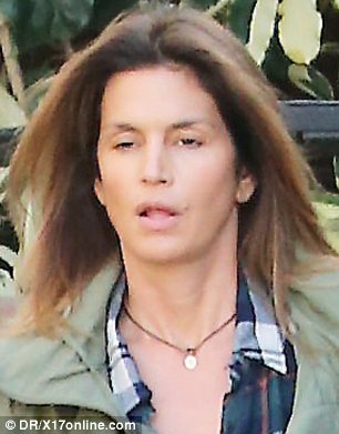 Cindy Crawford still has supermodel clout