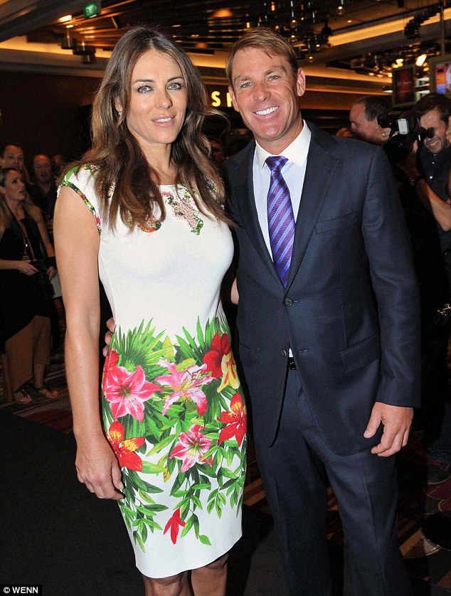 article-2265330-170F39F4000005DC-16_634x838