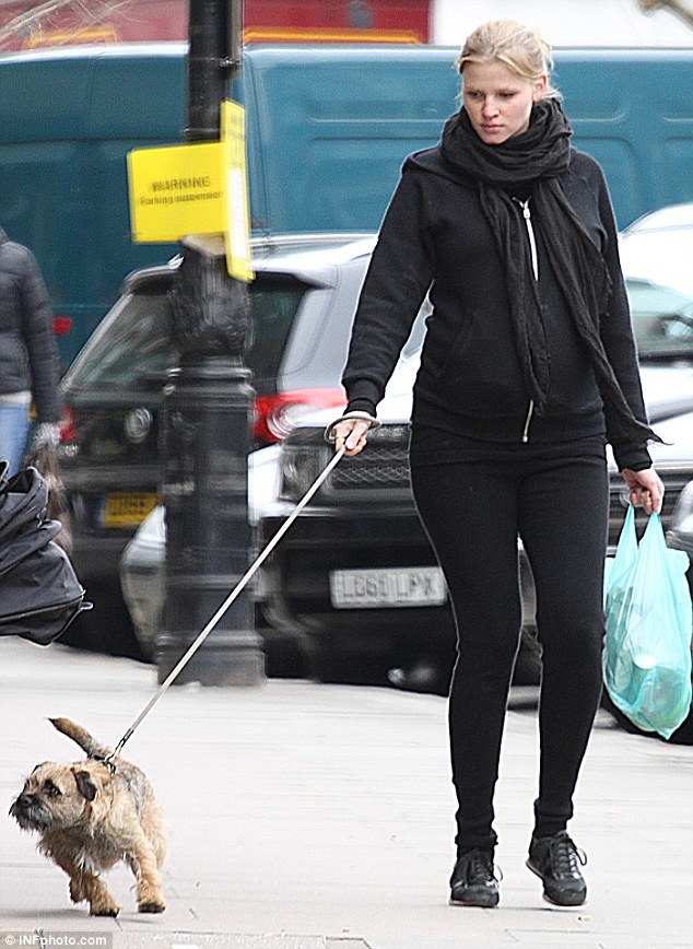 article-0-1864DF34000005DC-52_634x868