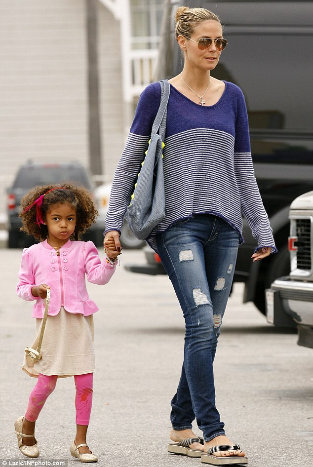 article-0-18B8A23B000005DC-77_634x946