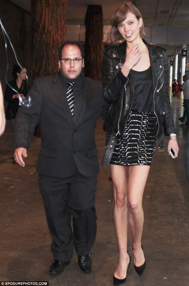 Karlie Kloss shows them how it’s done at Sao Paolo Fashion Week