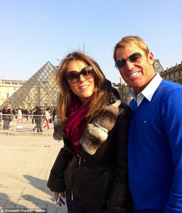 article-2304018-1915A60F000005DC-347_634x743