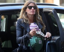 Gisele Bundchen is a natural beauty!