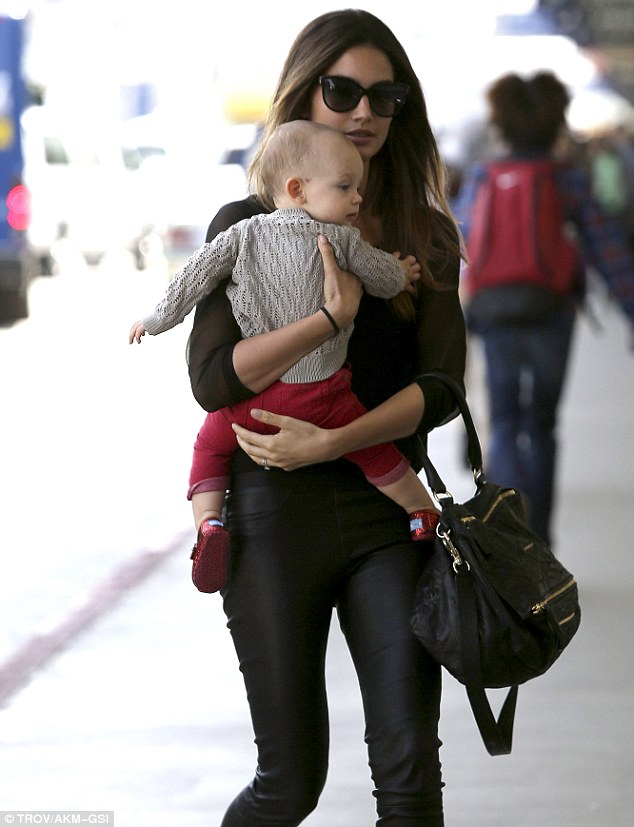 Lily Aldridge dons leather for flight out of LAX