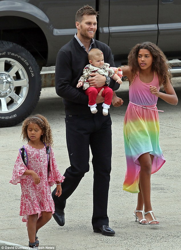 Tom Brady and Gisele Bundchen take time out for his sister’s college graduation