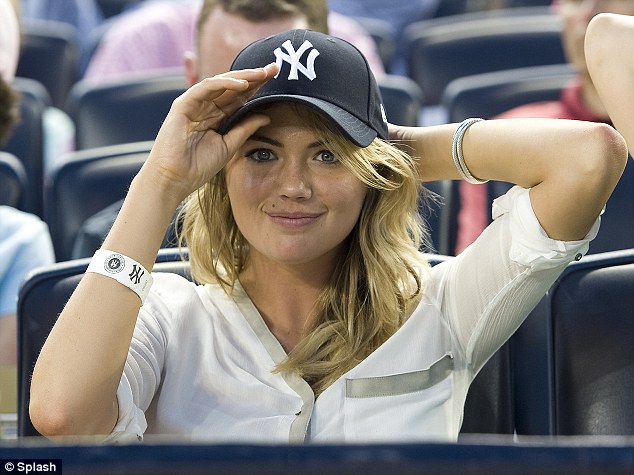 Kate Upton strikes a pose and the world stops to watch!