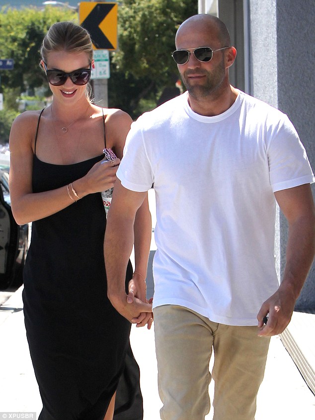 Rosie Huntington-Whiteley does the ‘elegant’ thing