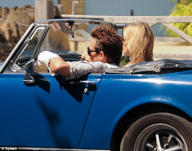 Kate Moss goes to lunch in style