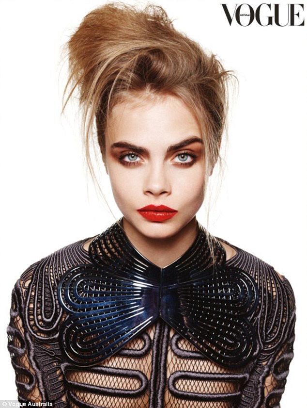 article-0-1BD8BFE6000005DC-421_634x841