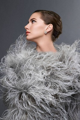 hbz-audrey-hepburn-granddaughter-avedon-06-sm