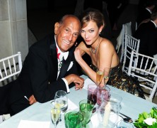 Karlie Kloss Remembers Oscar de la Renta