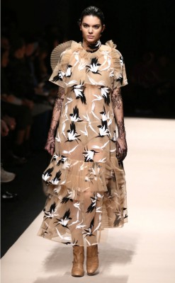 rs_634x1024-150225134339-634.Kendall-Jenner-Milan-Fashion-Week.ms.022515