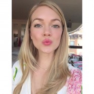 Lindsay Ellingson Is Launching A Make Up Line