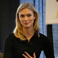 Karlie Kloss shows off her nerdy side at SXSW festival