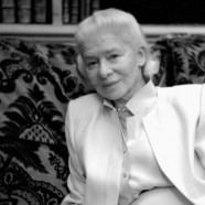 Madame Carven Dies at 105
