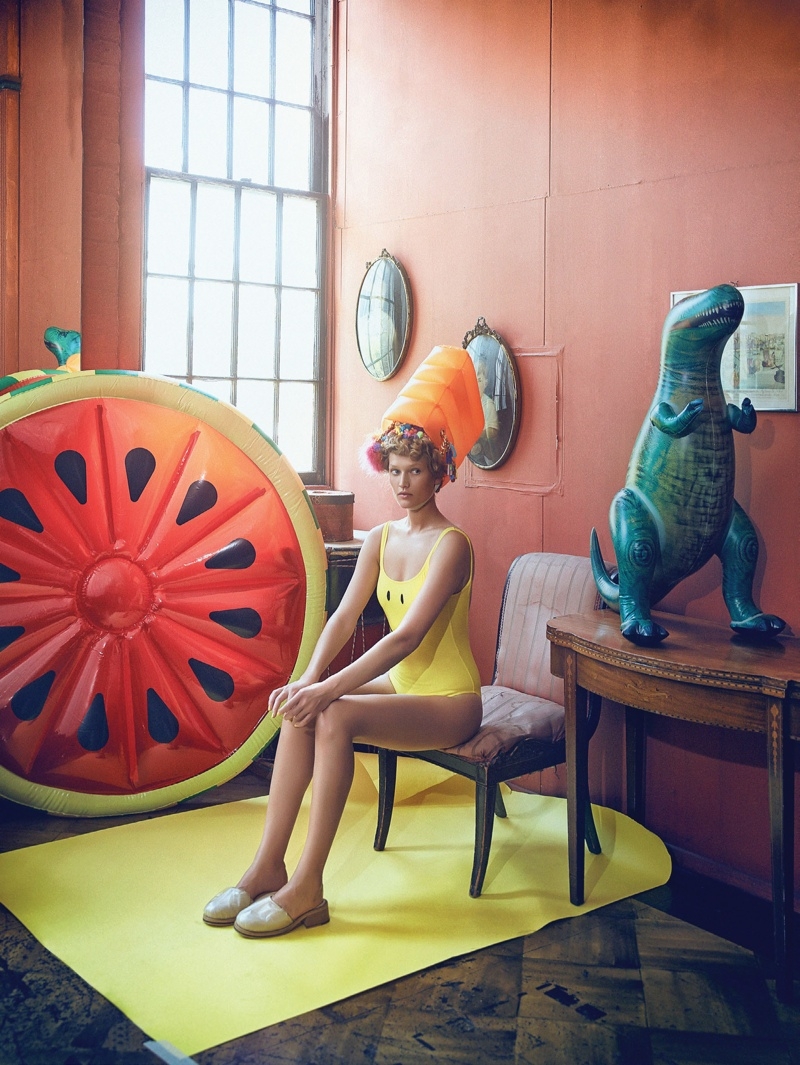 Toni-Garrn-Hats-Editorial01-800x1444