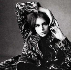 senza-tempo-by-steven-meisel-for-vogue-italia-july-2015-24