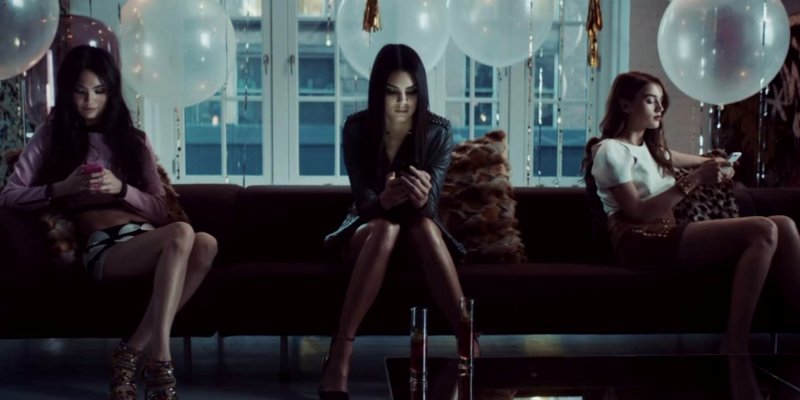 KENDALL-JENNER-estee-lauder-zombies-ad