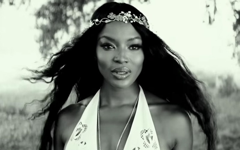 1452866308-hbz-naomi-zoolander