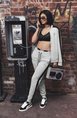kylie-jenner-puma-suede-2016-4