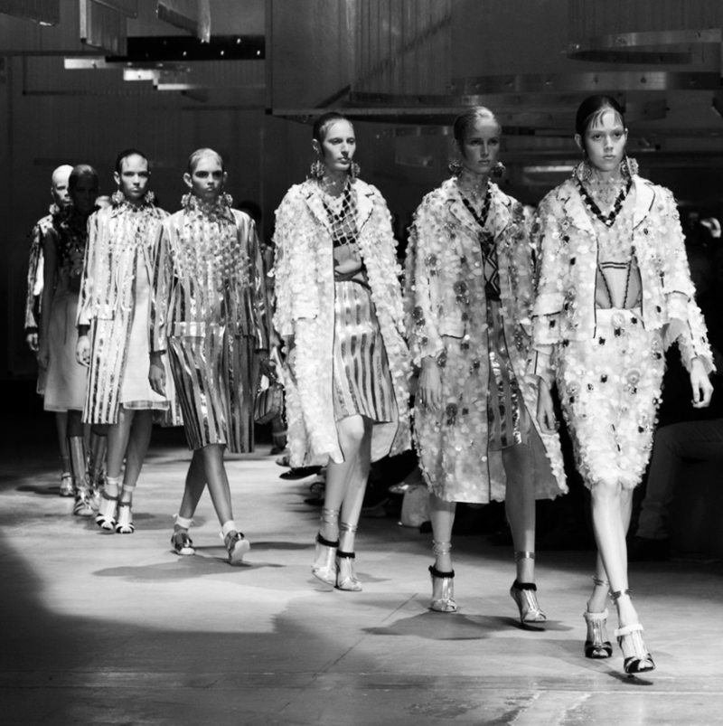 prada_catwalk