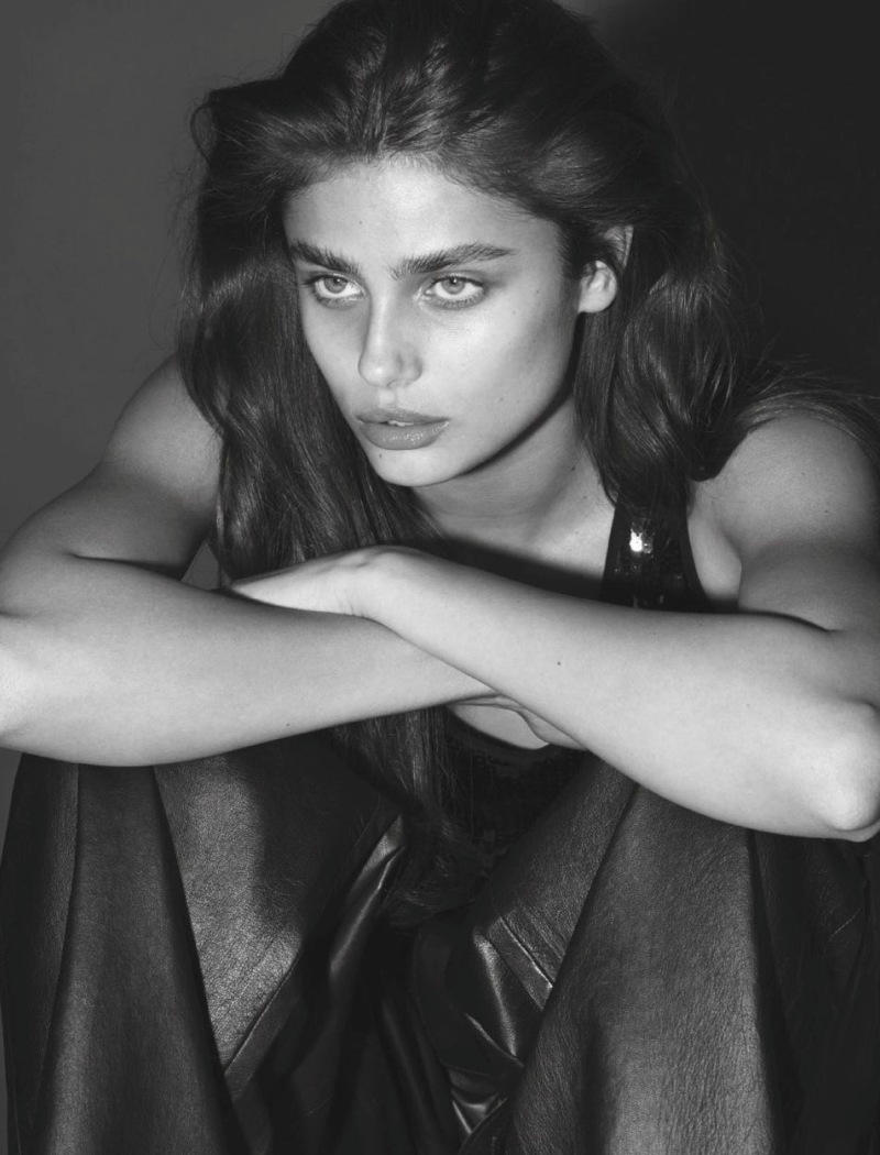 Bella-Taylor-Jena-for-Vogue-Paris-September-2016-1