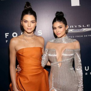 685408543TW00013_Universal_