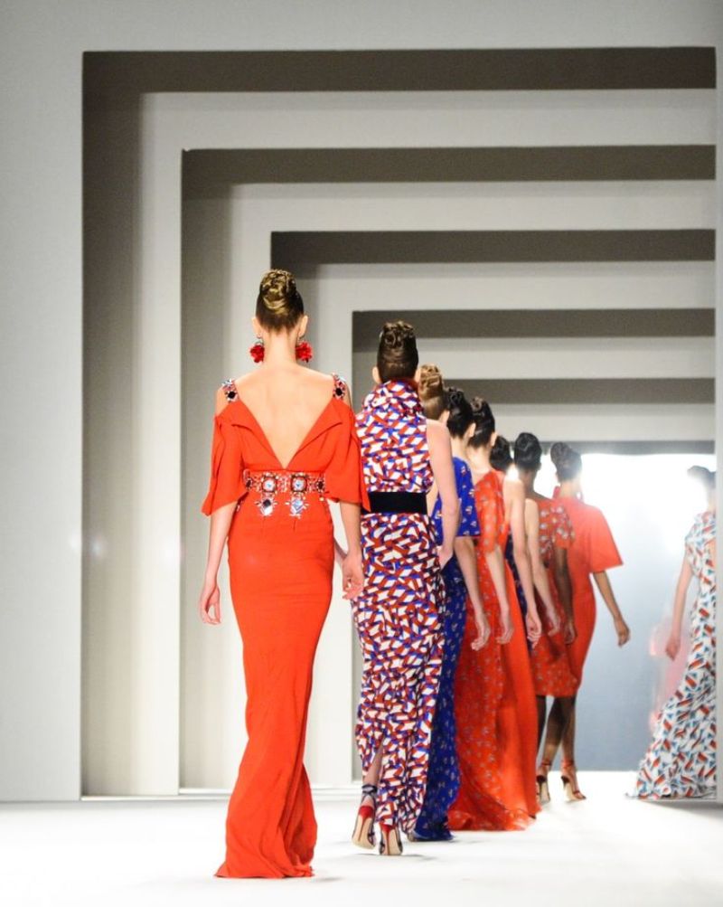 Carolina Herrera Fall 2014 Show