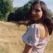 Mimi Wade collaborates with Polly Pocket