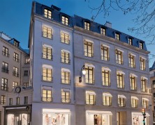 Chanel opens new boutique in Paris