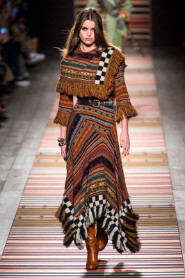 hbz-mfw-2018-etro-01-1519522214